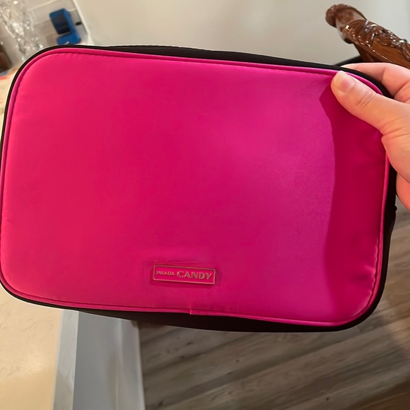 🎀Prada Vanity Case Candy Pink/Gold new - Picture 14 of 17